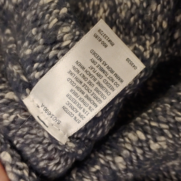 Ultra Fuzzy Wrap Up Saturday Anything Cardigan - Picture 16 of 16